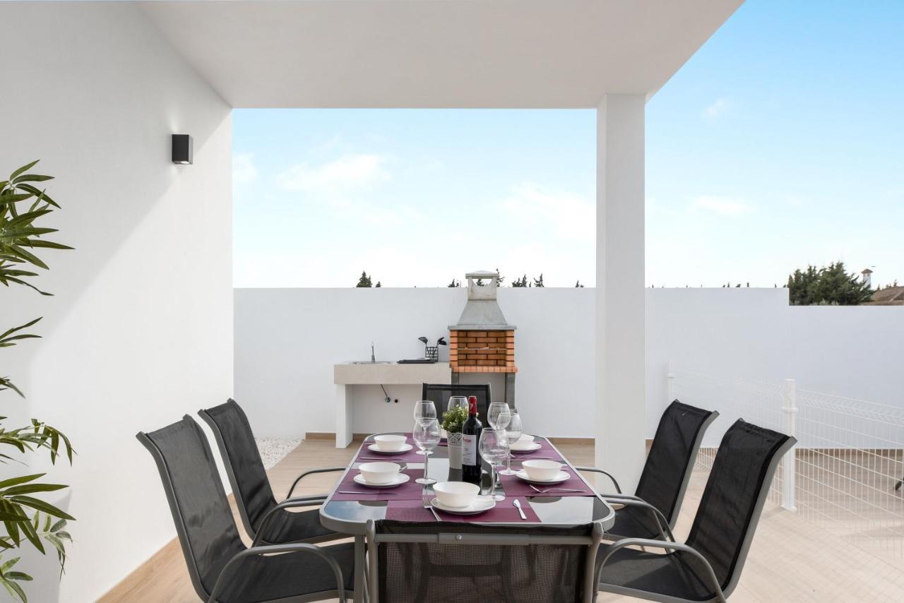Villa Sandra Solo Familias Cadiz Exterior photo